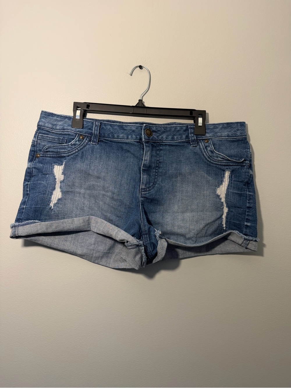 Elle Distressed Blue Denim Rolled Cuff Shorts